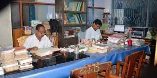 Library Mahishadal Raj College (MRC), Medinipur