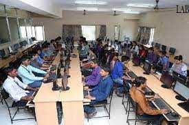 Computer Lab for R.N.G. Patel Institute of Technology - (RNGPIT, Surat) in Surat