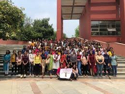 gROUP oF  Lady Shri Ram College For Women–Delhi University (LSR–DU) in South East Delhi	
