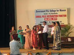 Group photo Govt. College for Girls in Panchkula