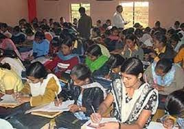 Students  Brahaspati Mahila P.G. College in Kanpur 