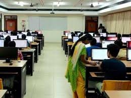 Computer lab  Vellore Institute of Technology in Chennai	