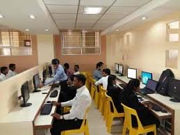 Computer lab  Sangameshwar College (SC, Solapur) in Solapur