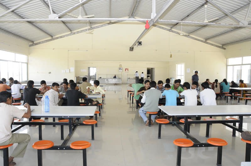 Canteen  Hon. Shri. Babanrao Pachpute Vichardhara Trust's Group of Institutions Faculty of Engineering in Ahmednagar