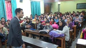 Classroom for Deshbandhu College for Girls, Kolkata in Kolkata