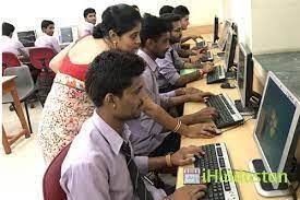 Computer Lab Lucky Institute of Professional Studies Jodhpur