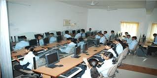 computer lab Canadian Computer And Management Center (CCMC, Dehradun) in Dehradun