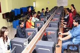 Computer Center of Azad Institute of Engineering & Technology Lucknow in Lucknow