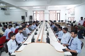 Computer Lab Maharaja Agrasen Institute of Management Studies in New Delhi