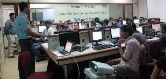 computer lab Institute of Management-Nirma university (NIRMA-IM, Ahmedabad) in Ahmedabad