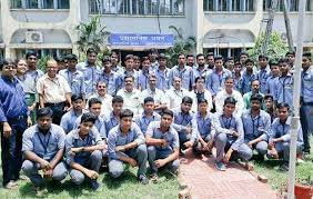 Group photo National Power Training Institute (NPTI, Durgapur) in Paschim Bardhaman	