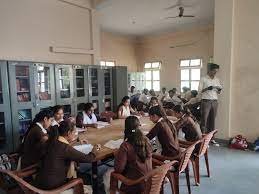Librar Shri Guru Harkishan Degree College in Jhansi