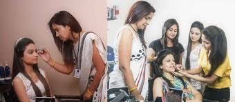 Makeup Artist Pinnacle Institute of Fashion Technology (PIFT, Ludhiana) in Ludhiana