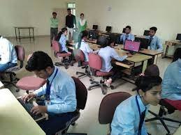 computer lab  Gurukul Group of Colleges (GGC, Gwalior) in Gwalior