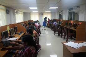 Computer Center of Gayatri Vidya Parishad College for Degree and PG Courses, Visakhapatnam in Visakhapatnam	