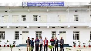 Students Photo Mahatma Gandhi Central University in East Champaran	