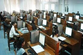 Computer lab Mody University of Science & Technology in Sikar