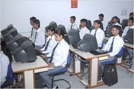 Computer Class of IILM Academy of Higher Learning, Jaipur in Jaipur