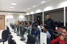 Computer Class of Chetana's Institute of Management and Research, Mumbai in Mumbai 