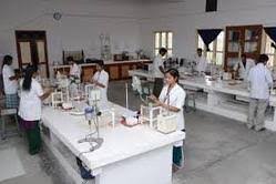 Laboratory of Hindu College, Guntur in Guntur