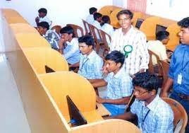 Computer lab Srimad Andavan Arts and Science College (SAASC), Tiruchirappalli  