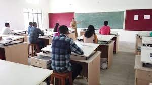 Classroom for Thiruvalluvar University, Thiruvalluvar Institute Of Distance Education (TIDE), Vellore in Vellore