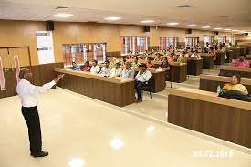 Class Room Vel Tech Rangarajan Dr. Sagunthala R & D Institute of Science and Technology in Chennai	