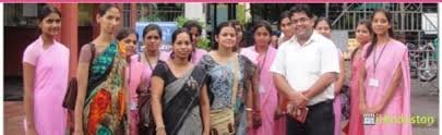 Group photo Lala Mahadev Prasad Verma Balika Mahavidyalaya (LMPVBM, Lucknow) in Lucknow