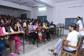 Classroom Hindu Girls' College in Sonipat