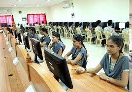 Computer Center of Sri Vasavi Kanyaka Parameswari Degree College, Prakasam in Prakasam