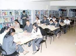 Library DY Patil School of Management (DYPSOM) in Pune