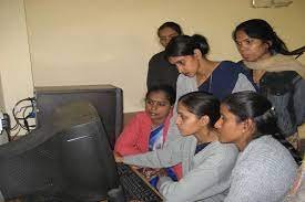 Computer lab Basanti Devi Degree College (BDDC, Bulandshahr) in Bulandshahar