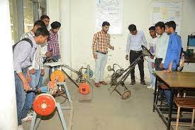 Lab R & D Polytechnic College (RDPC, Ludhiana) in Ludhiana