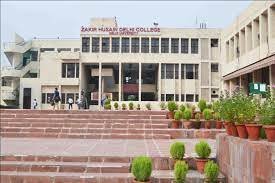 Campus Zakir Hussain College New Delhi