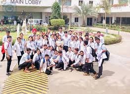 Students Grup Photos SGT UNIVERSITY in Gurugram
