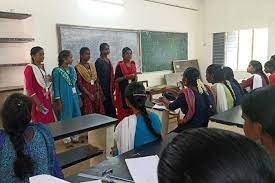 Classroom Kunthavai Naacchiyar Government Arts College for Women (KNGAC), Thanjavur in Thanjavur	
